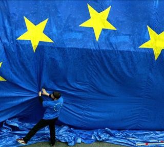 Ευρωπαϊκό Δικαστήριο: Αποζημίωση εάν παραβιάζονται θεμελιώδη δικαιώματα από τα μέτρα λιτότητας