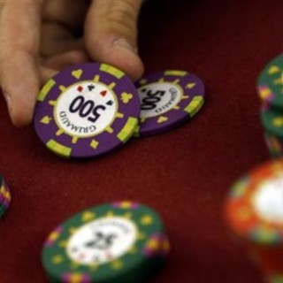 «Mίνι καζίνο» εντοπίστηκε στην περιοχή της Καλλιθέας