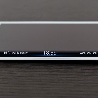 Πώς θα ενεργοποιήσετε το Night Clock σε ένα Samsung Galaxy Edge;