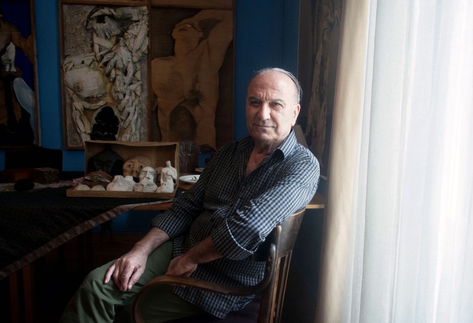 «Διδάσκεται η μέθοδος. Ήδη στην Κίνα πέρασε ως διδακτέα ύλη και στις επτά Ακαδημίες. Τα τελευταία χρόνια έρχονται Κινέζοι εδώ τον Ιούλιο που κάνω το διεθνές σεμινάριο επί ένα μήνα και διδάσκονται. Αυτή τη στιγμή, έχω κάποιους στην Αμερική που έχουν σεμινάριο με τη μέθοδό μου. Το βιβλίο της μεθόδου μέχρι το τέλος της χροινιάς θα έχει μεταφραστεί σε δέκα γλώσσες. Θα ξεπεράσει τις είκοσι. Εύχομαι να μεταφραστεί και στα σουαχίλι...»