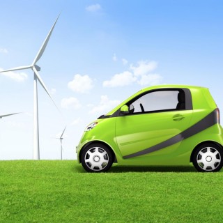 Μικρότερο αλλά πιο «πράσινο» αυτοκίνητο επιλέγουν οι Έλληνες οδηγοί