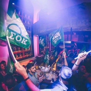 Πήγαμε στη «Βραδιά ΠΑΣΟΚ». Για να ξαναμεθύσει ο ήλιος, θέλει δουλειά πολύ.