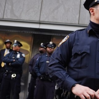 ΗΠΑ: Συνελήφθησαν δύο Έλληνες δημοσιογράφοι στη Νέα Υόρκη