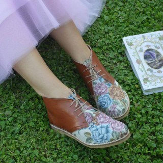 Τα Οnce Upon a Shoe είναι φταγμένα για ηρωίδες των Αδερφών Γκριμ