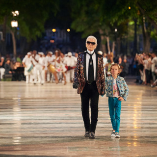 Chanel: Το show στην Κούβα «κλείνει το μάτι» στον μπερέ του Τσε