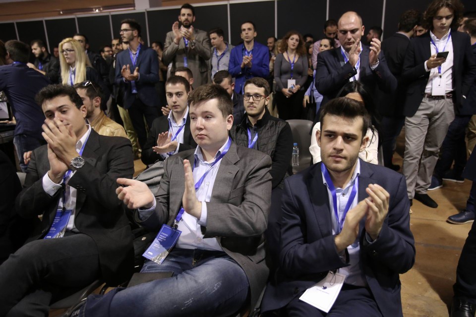 επανίδρυση της ΟΝΝΕΔ