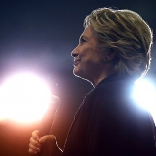 Τα Wikileaks ξαναχτυπούν! 2.000 mail από συνεργάτες της Κλίντον βγήκαν στη φόρα.