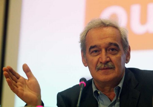 «Λέτε ψέματα για την Ελλάδα, είστε υποκριτές και κερδοσκόποι» λέει ο Χουντής στον Μοσκοβισί
