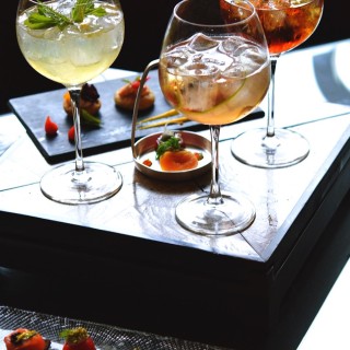 6 με 8 κάθε απόγευμα, ώρα για aperitivo στα Divani Hotels