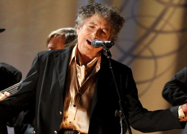 O Bob Dylan επιτέλους αναγνώρισε το Νόμπελ Λογοτεχνίας: «Είναι καταπληκτικό!»