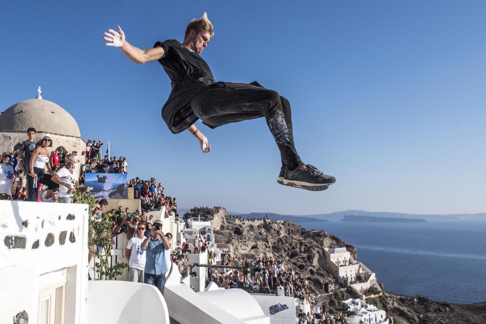 red-bull-art-of-motion-2