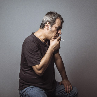 Θέμης Αδαμαντίδης: «Η νύχτα δεν ήταν κάτι που ταίριαζε τόσο πολύ σε εμένα»