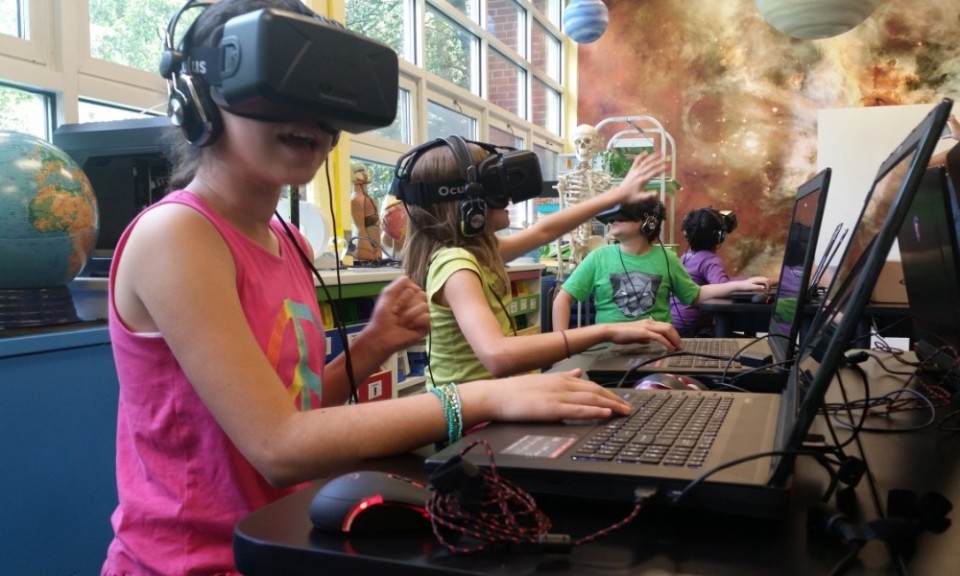 vr-virtual-reality-education