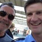 Σέλφι αντί για πρόστιμο στον Σβαρτσενέγκερ από τη γερμανική αστυνομία