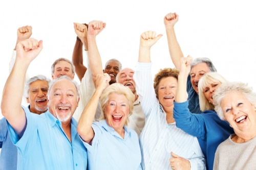 Οι ηλικιωμένοι είναι πιο χαρούμενοι από τους εικοσάρηδες