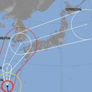 Ιαπωνία: Ο τυφώνας Τσάμπα απειλεί την Οκινάουα, κόκκινος συναγερμός στην περιοχή