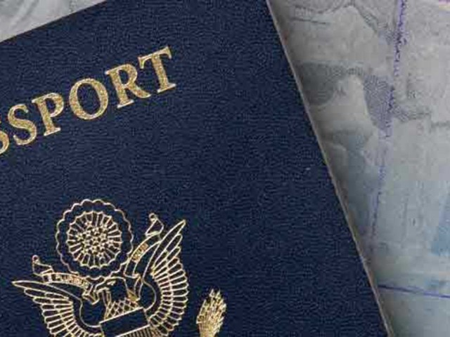 Αν θέλετε να ταξιδέψετε δε χρειάζεται διαβατήριο, σας φτάνει και το καινούριο mixtape του Chevy