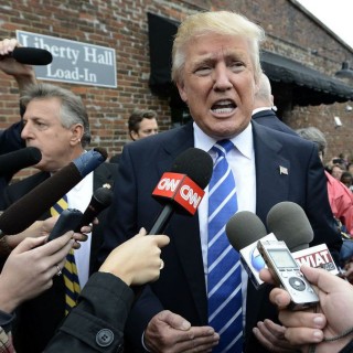 Ένας χρόνος Τραμπ μέσα από το Twitter