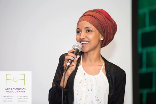 ΗΠΑ: Μια μουσουλμάνα σομαλικής καταγωγής εισήλθε στη Βουλή των Αντιπροσώπων