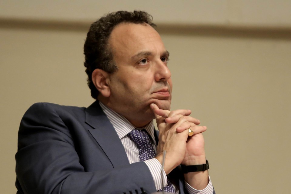 Παρουσίαση Παγουλάτου