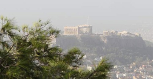 Tί δεν βλέπει σήμερα ο Αθηναίος λόγω ρύπανσης
