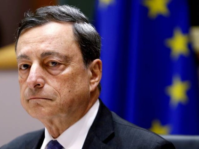 Προς όφελος της ευρωζώνης πρέρπει να υπάρξει μια λύση για το ελληνικό χρέος, δήλωσε ο Μάριο Ντράγκι