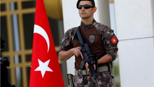 Τουρκία: Aστυνομικός σκοτώθηκε από ύποπτο μαχητή του ISIS