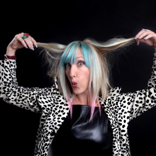 Η Διώνη ερωτεύθηκε τον Μάνο Λοΐζο στα φοιτητικά της χρόνια