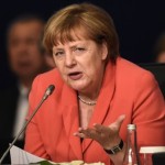 Η Μέρκελ αποδοκίμασε τον Τραμπ για το σχέδιό του να αποσύρει τις ΗΠΑ από την TPP
