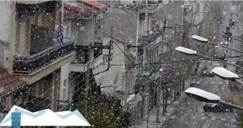 Χιονίζει στην Κοζάνη!