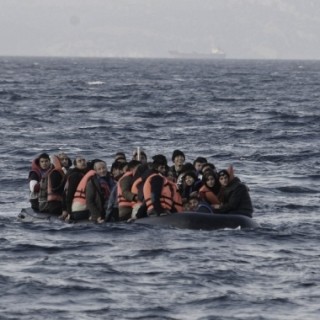 Τους 4.000 προσεγγίζουν οι θάνατοι προσφύγων και μεταναστών στη Μεσόγειο το πρώτο δεκάμηνο του 2016