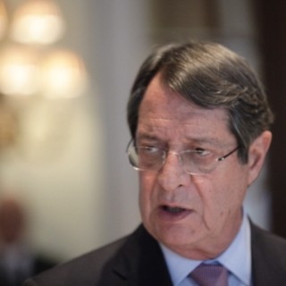 Άρχισε η συνάντηση Αναστασιάδη-Ακιντζί για το Κυπριακό