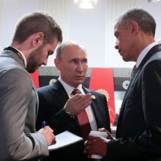 Πούτιν – Ομπάμα: Ο παγερός τελευταίος ασπασμός