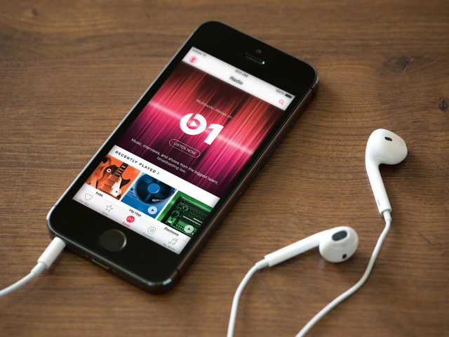 Πώς θα κάνετε το Music στο iOS 10 να εμφανίζει τα τραγούδια σας αλφαβητικά;