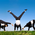 Πώς θα ζούμε καλύτερα με λιγότερη δουλειά