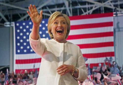 Γυναίκες που υποστηρίζουν την Κλίντον θα φορέσουν λευκά την ημέρα των αμερικανικών προεδρικών εκλογών