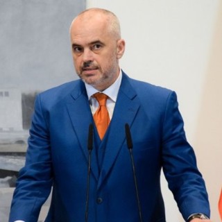 Ο πρωθυπουργός της Αλβανίας προειδοποιεί την Ε.Ε. να μην αφήσει «κενό» στα Βαλκάνια