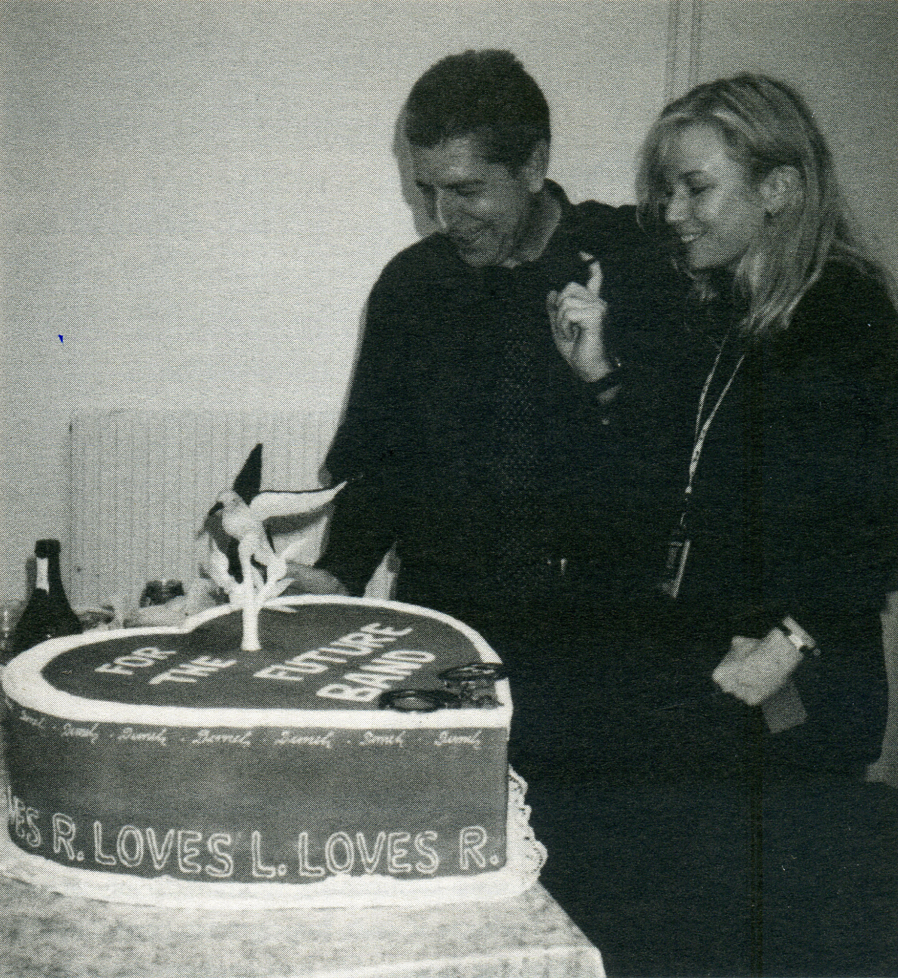Η Ρεμπέκα και η γενέθλια τούρτα της. 
