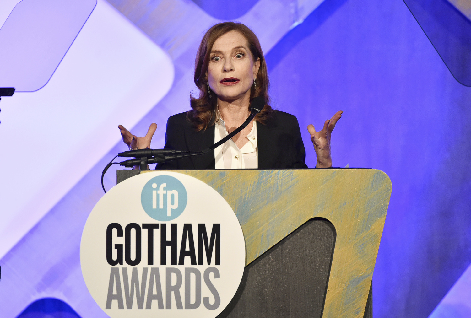 Actress Isabelle Huppert speaks after receiving the Best Actress award at the 26th Annual Gotham Independent Film Awards at Cipriani Wall Street on Monday, Nov. 28, 2016, in New York. (Photo by Evan Agostini/Invision/AP)
