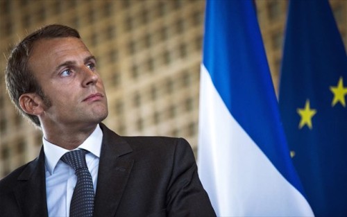 Ο πρόεδρος Μακρόν χαρακτήρισε «απαράδεκτη» τη δριμεία κριτική από τον πρόεδρο Άσαντ κατά της Γαλλίας