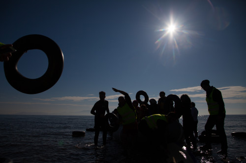Floating with Hope: Η φωτογραφική έκθεση της Όλγας Σαλιαμπούκου έχει εγκαίνια στις 2 Δεκεμβρίου