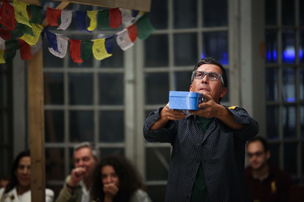 agelades-ke-diafotismos-1