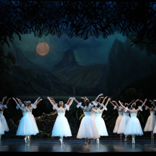 Χριστούγεννα με Ζιζέλ από την Εθνική Λυρική Σκηνή