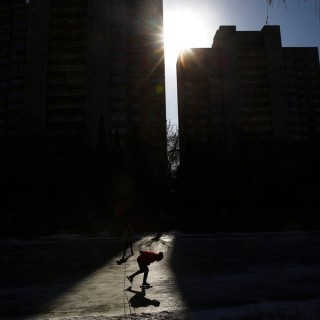 Παιχνίδια στο παγωμένο ποτάμι