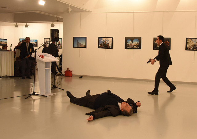 «Σοκαρισμένος» από την δολοφονία του ρώσου πρεσβευτή ο ιμάμης Φετουλάχ Γκιουλέν