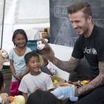 Ο Ντέιβιντ Μπέκαμ σε μια εκστρατεία για την παιδική κακοποίηση