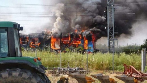 Βουλγαρία: Αυξάνεται ο αριθμός των νεκρών από τον εκτροχιασμό φορτηγού τρένου που μετέφερε καύσιμα