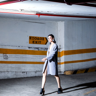 Τα ρούχα του FALF minimal chic μοιάζουν με εξπρεσιονιστικούς πίνακες ζωγραφικής