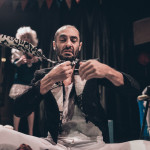 Αμάραντα: Μια κωμωδία της bijoux de kant σε παραγωγή FAUST