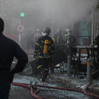 Μια νεκρή από την έκρηξη στο Έβερεστ της πλατείας Βικτωρίας